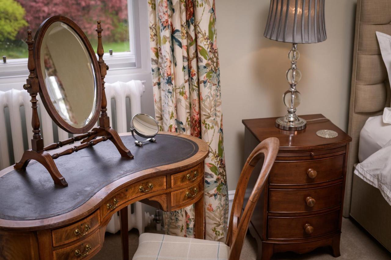 Lys-Na-Greyne Bed & Breakfast Aboyne Exterior photo