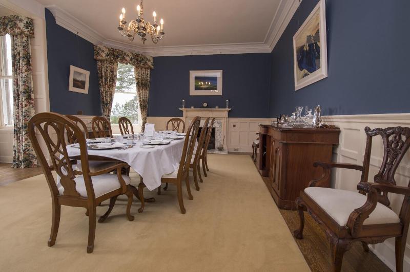Lys-Na-Greyne Bed & Breakfast Aboyne Exterior photo